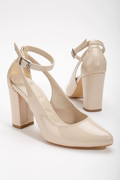 Saadet Kaya Butik Women's Cream Patent Leather Heeled Shoes
