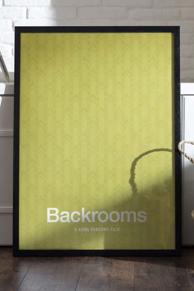 Duvarda Backrooms Siyah Ahşap Çerçeveli Poster, Dekoratif Film Duvar Tablosu