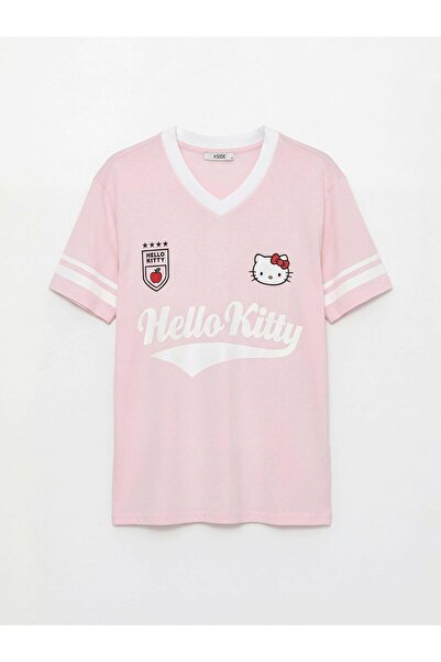 LC Waikiki Pembe V Yaka Hello Kitty Oversize Baskılı Kadın Tişört