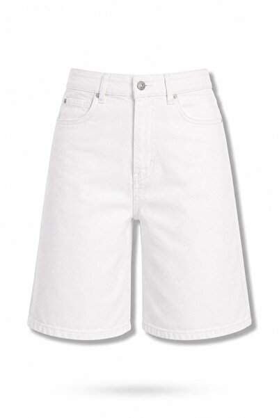 5in1Canpolat White Straight Cut Bermuda Shorts 0001