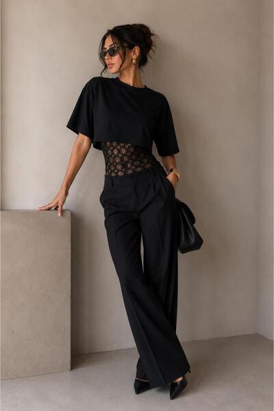 trendgar Dantel Detaylı Siyah Kısa Kol Crop Bluz