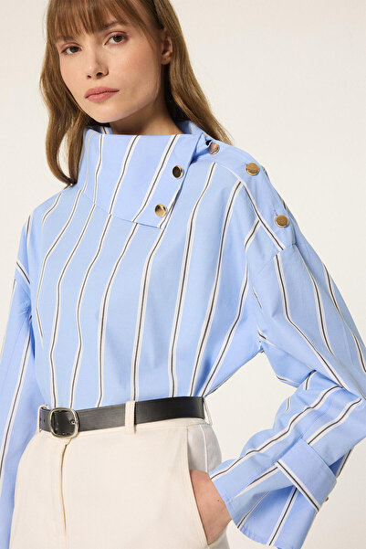 Touché Privé Gold Buttoned Asymmetric Collar Tunic