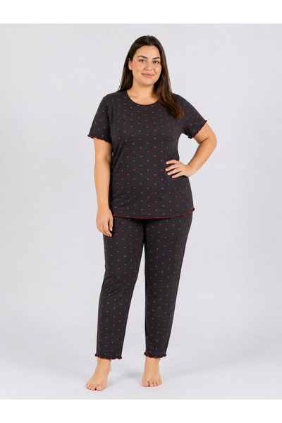 fameshomewear طقم بيجامة مريح من القماش القصير ذو ياقة دائرية مقاس كبير