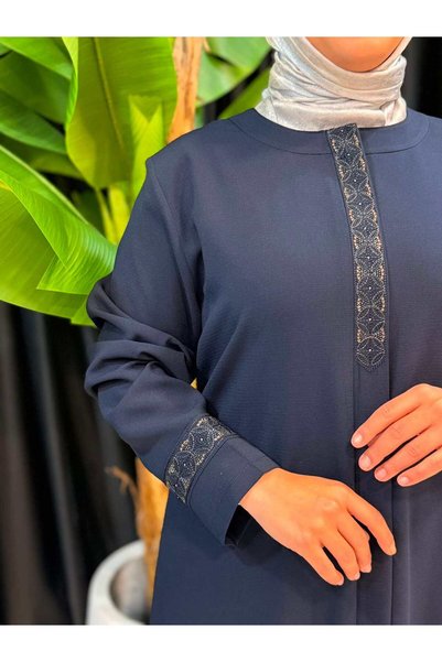 Butik büyük beden Oversized Ferace with Embroidered Front Handle