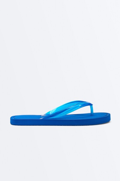 Oysho Dokulu plaj sandaleti