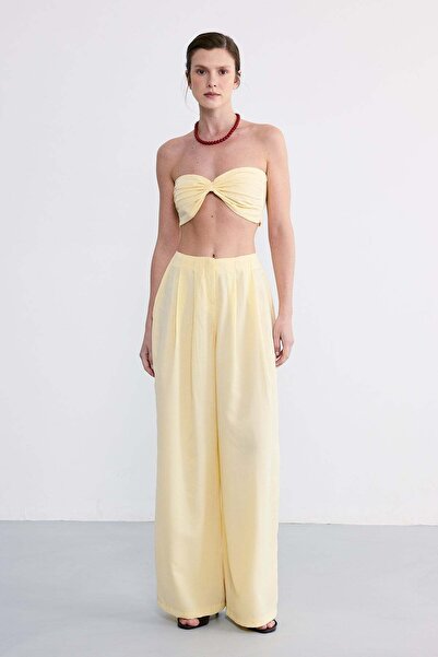 FACETTE Lace Crop Trousers Set Yellow