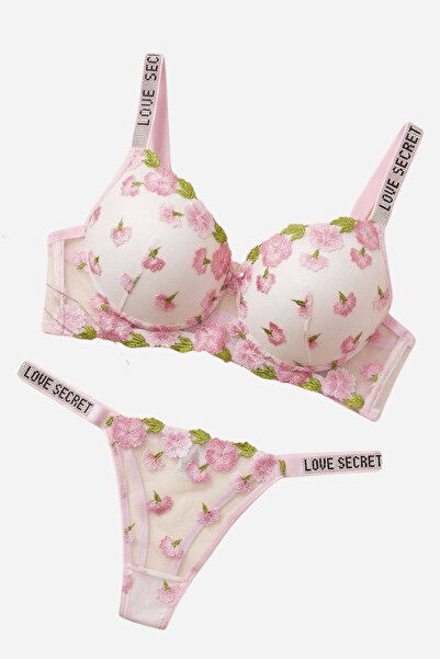 Tılsım Lingerie طقم حمالة صدر بدون حشوة بنمط زهرة الحب المزينة بالأحجار من Lo...