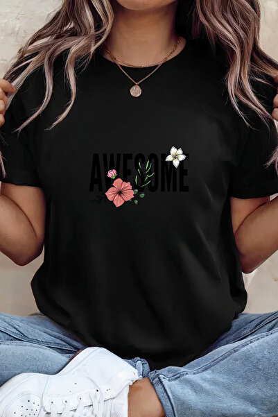 Sarah's Boutique Women's T-shirt – 100% cotton – Awesome Floral