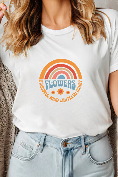 Sarah's Boutique Women's T-shirt – 100% cotton – Grateful Rainbow
