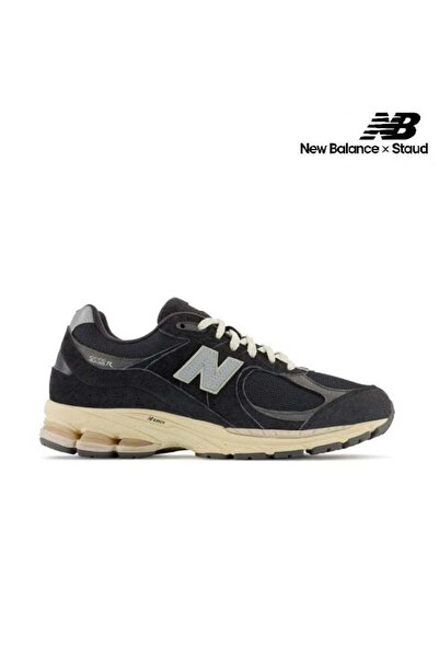 New Balance x Staud حذاء رياضي كاجوال 2002R بألوان متعددة أسود/بني