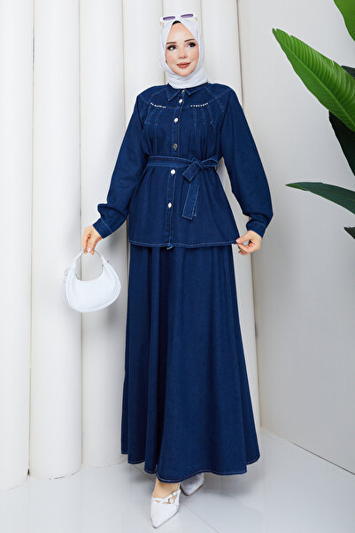 Pamuk Butik طقم جينز نسائي مكون من قطعتين مع تنورة مزينة بالأحجار وحزام