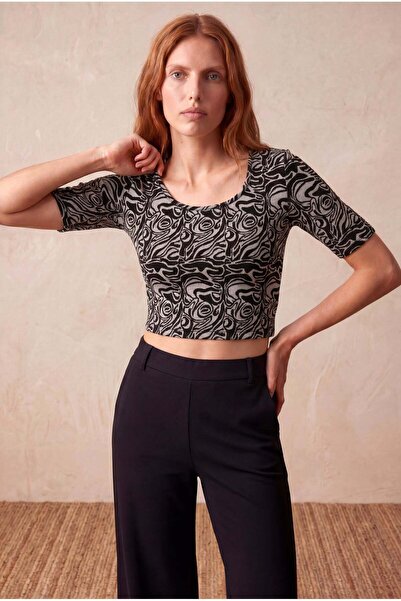 WESTMARK LONDON Ženska crna jacquard bluza sa širokim izrezom, polurukavima i...