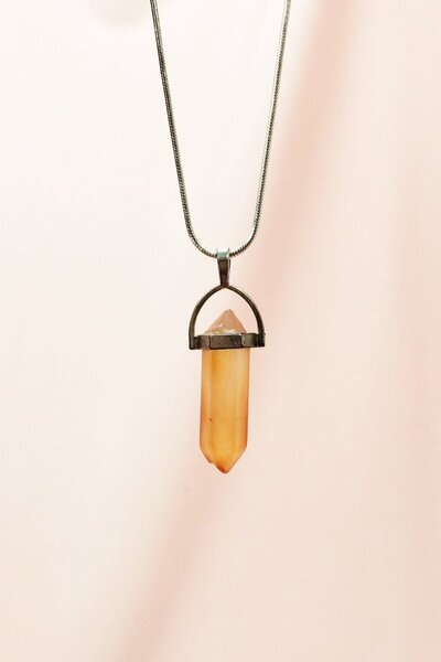 Generic Brand Handmade design necklace with chain from natural calcite stone:...