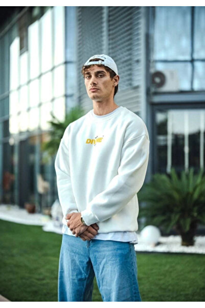 Beruflic Winter Crew Neck Printed Sweatshirt