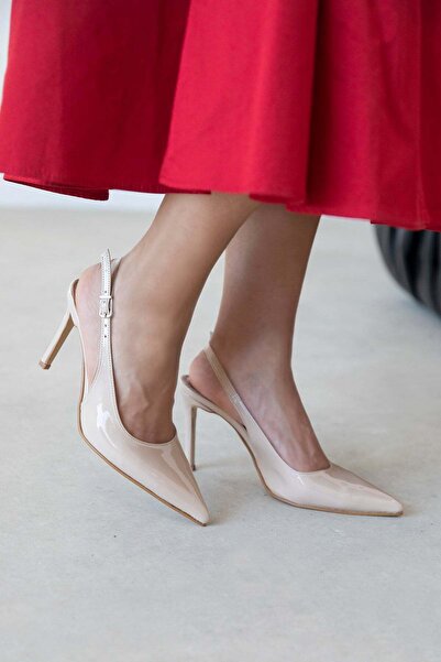 STRASWANS Aira Women's Heeled Patent Leather Shoes Tan