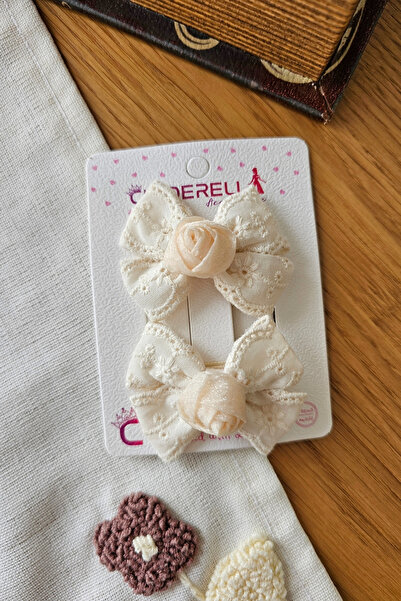 Cinderella Özel Tasarım Gül Motifli Nakışlı Çocuk Krem Fiyonk Toka 6cm - Asta...