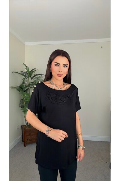 DİDEM GÜLTAKTI Dives Women's Black Blouse with Collar Embroidery Detail