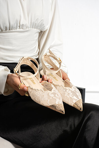 Güllü Shoes Women's Cream Lace Gold Detailed Pointed Toe Open Back Ankle Stra...