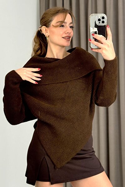 Raneel Kazançlı Alışveriş Women's Asymmetrical Cut Bat Sleeve Sweater Brown