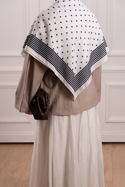 Emare Floral Polka Dot Patterned Soft Scarf White