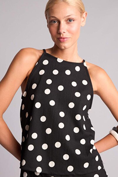 DeFacto Regular Fit Polka Dot Crew Neck Wrinkled Textured Black Blouse H8135A...