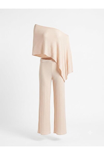 AQUELLA Asymmetric powder cape pant set