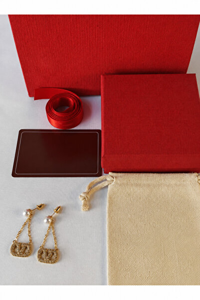 Glamour Galore Earring with Accessories