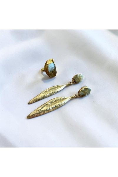 KUŞ TÜYÜ STORE Doğal Taş Yaprak Küpe ve Ayarlanabilir Yüzük Seti Gold Kadın Takı