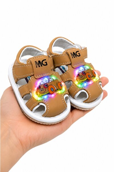 HANNA Sandale maro cu luminite, talpa flexibila - Masinuta