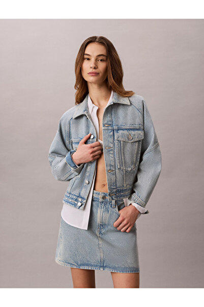 Calvin Klein Kadın Rahat Kesim Cep Detaylı Uzun Kollu Denim Mavi Ceket