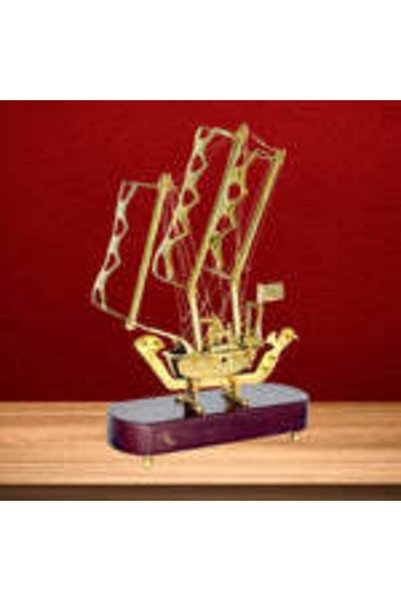 Al Athar Arts Brass Decorative Ship with Wooden Base – Handcrafted Vintage Showpiece (H:10"W:7"Weight:700Gram)