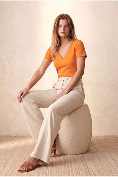 WESTMARK LONDON Women's Orange Cotton / Elastane Blend Regular Fit V-Neck Sho...