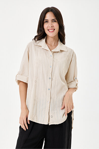 della moor Women's Beige Italian Floral Embroidered Scalloped Oversize Poplin...