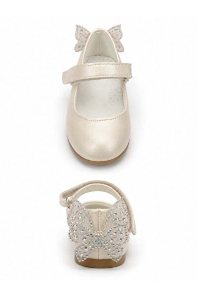 Zekids Girl's Patent Leather Butterfly Detailed Design Ballerinas