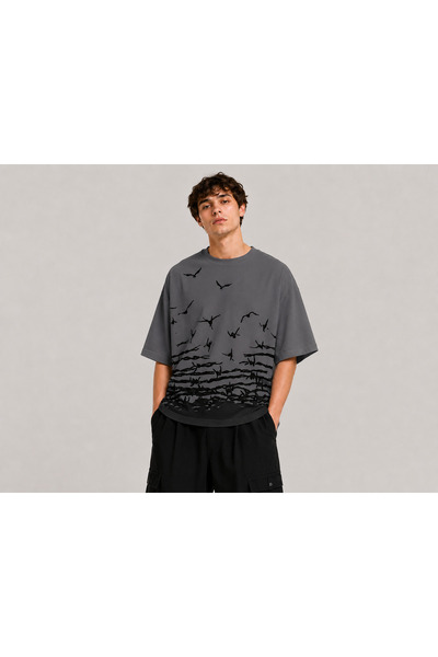 Nulivez Palestinian Themed Birds and Barbed Wire Printed Oversized Unisex T-S...
