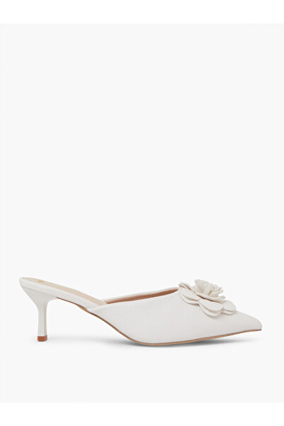 Styli Off White Pointed Toe Mules with Flower Trim