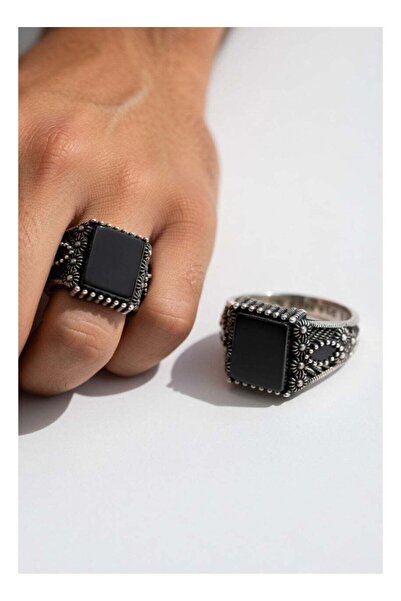 AK JEWELS Obsidian-level intensity in oxidised 925 silver. Turkish heritage, modern edge. One ring to rule them.
