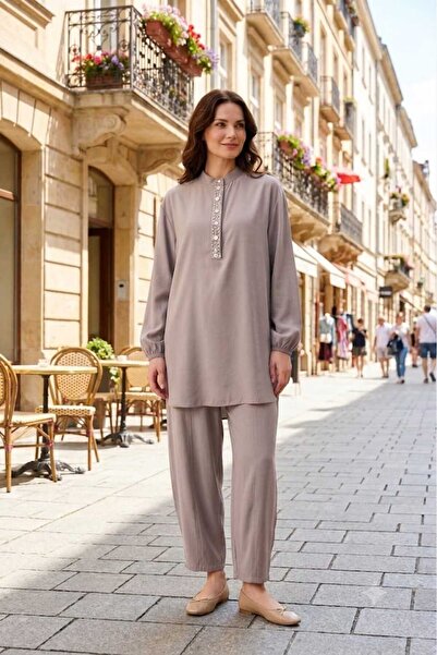 Puane Women's Collar Embroidery Detailed Trouser Suit