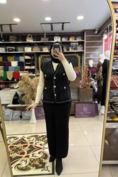HÜMEYRA BUTİK Angora Sequin and Tassel Detailed Vest