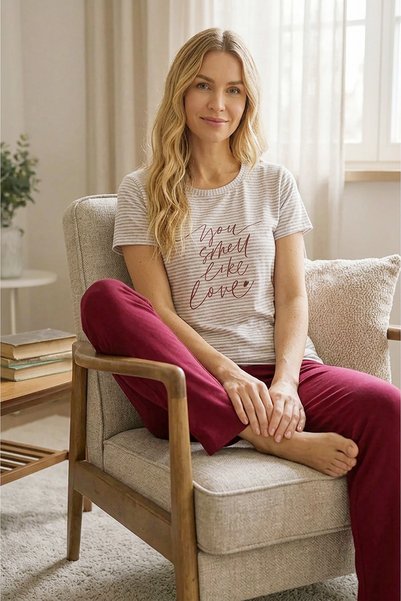 Bravie Striped Slogan Printed Short Sleeve Six Long Women's Pajama Set Claret Red