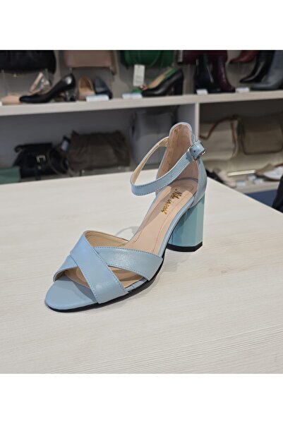 Adrada Women's Leather Sandals - NIK 508 verde menta