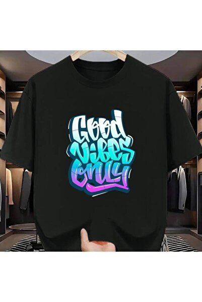 01THEONE تي شيرت مطبوع عليه "Good Vibes Only" بأكمام قصيرة، أنيق ومريح، مناسب...