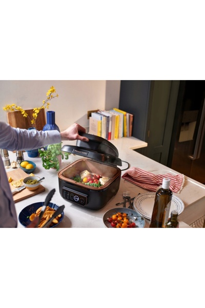 RUSSELL HOBBS Friteuză cu aer cald 26520-56 AirFryer 1745W 5,5L