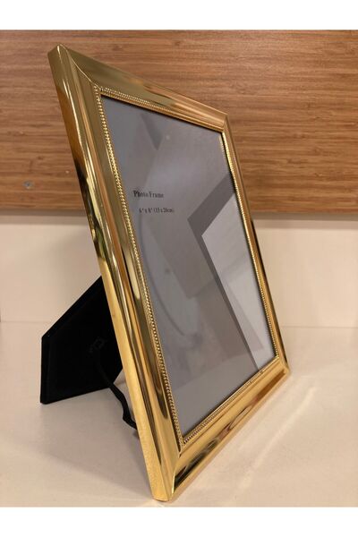 PLUS HOME RESİM ÇERÇEVESİ YENİ DÜZ MODEL PİRİNÇ KENARLI RENK ALTIN ORTABOY EBAT 15X20 CM