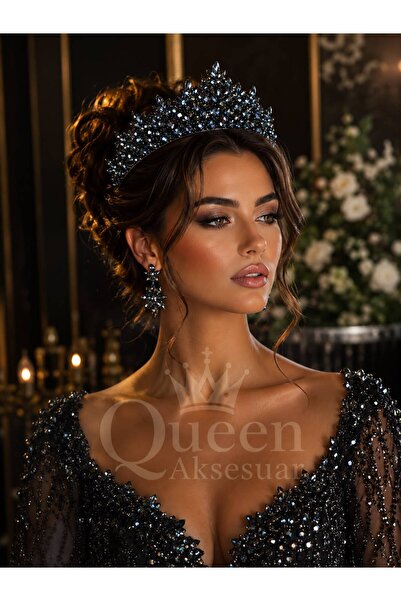 QUEEN AKSESUAR Βασιλική κορώνα THESA, γυαλιστερή μαύρη με κρυστάλλινες πέτρες...