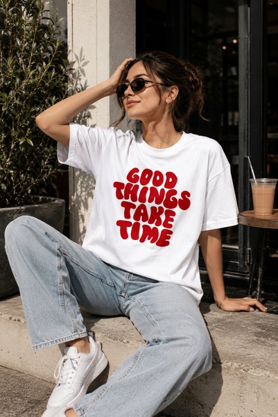 Rubonia Women's Oversize Printed T-Shirt Comfortable Fit Casual Basic Street Style Crew Neck Short Sleeve T-Shirt