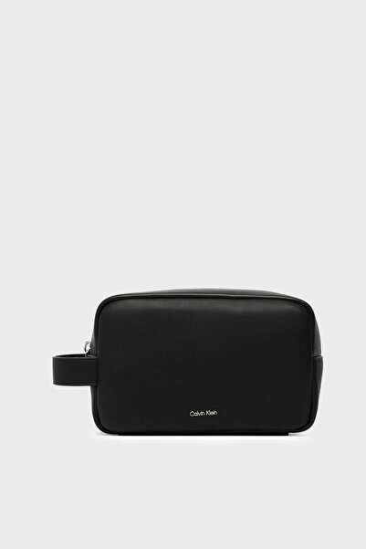 Calvin Klein Logolu Tek Saplı Traş Çantası Erkek TRAŞ ÇANTASI LV04D1227G UB1