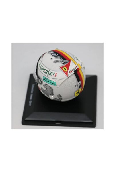 Spark Sebastian Vettel Scuderia Ferrari # Model de cască Formula 1 2017 cu vitrină din plexiglas - 1/5