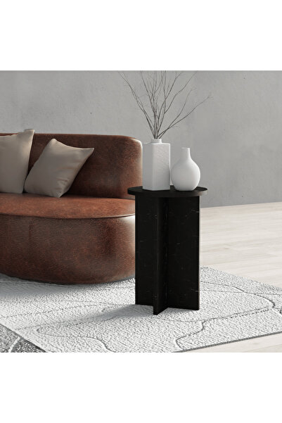 Roots Furniture طاولة جانبية رخامية كيندال باللون الأسود