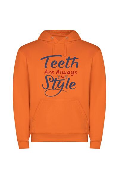 iLovePrints Charming Smiles: Timeless Style Φούτερ με κουκούλα σε χρώμα Πορτο...